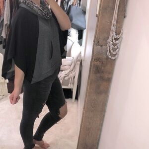 Ella Moss size small cape mock turtleneck top